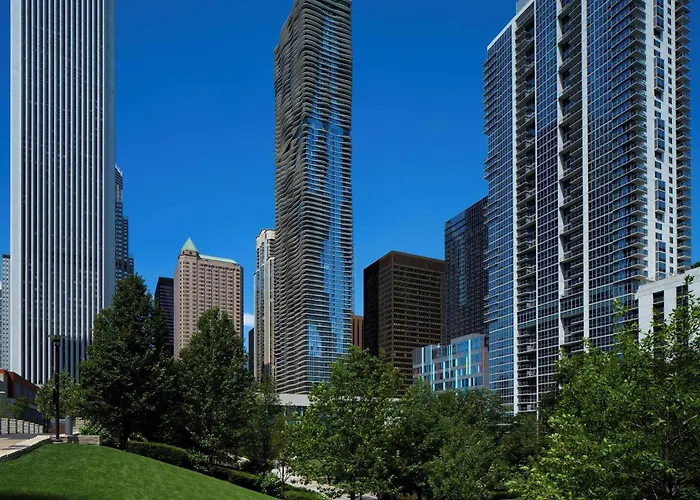 Radisson Blu Aqua Hotel, Chicago