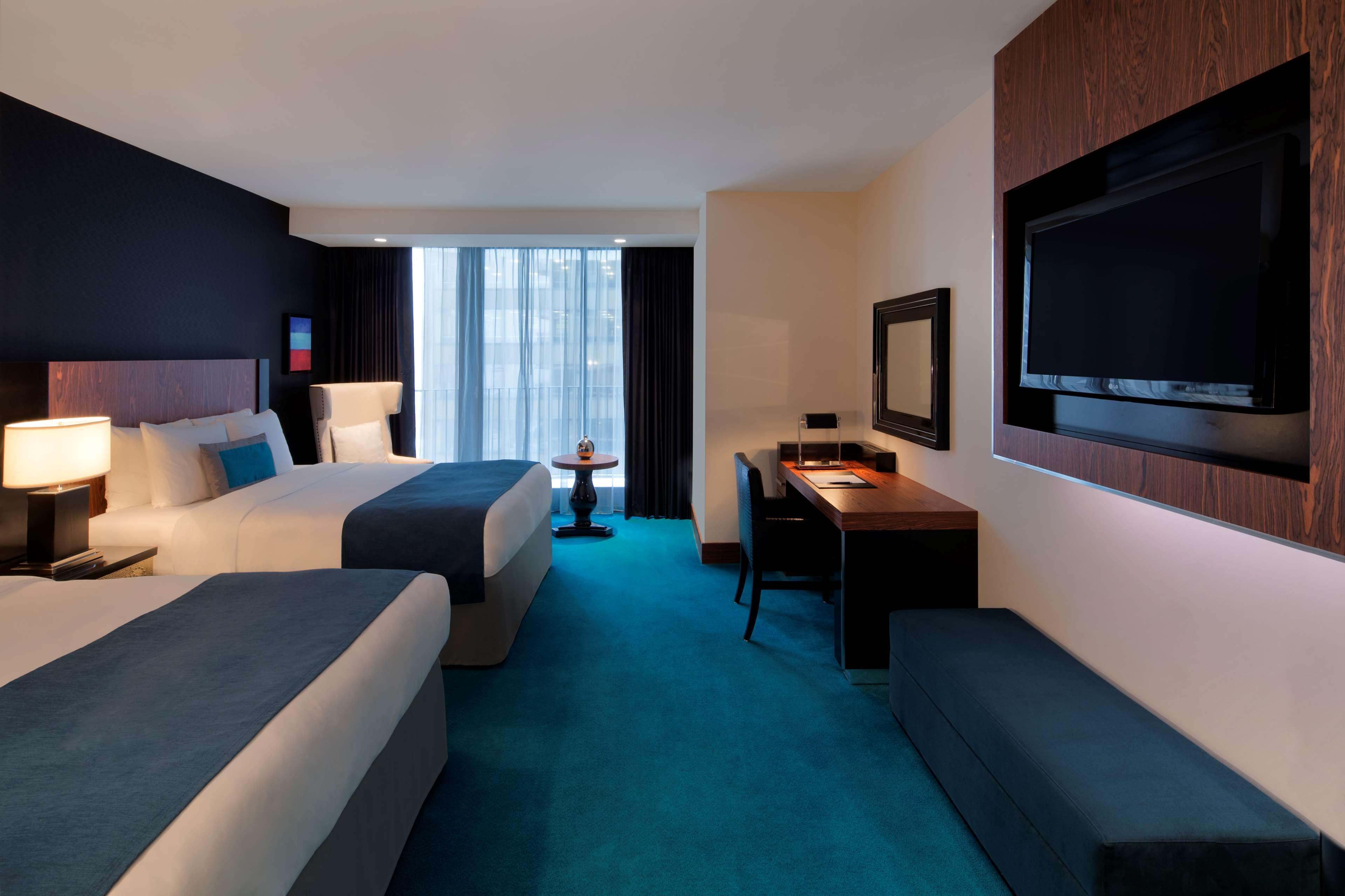 Radisson Blu Aqua Hotel, Hotel Chicago